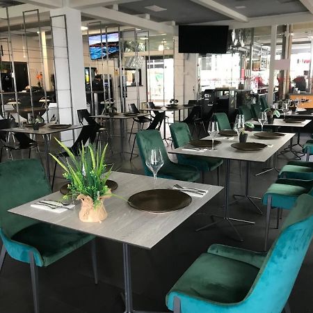 Hotel Chips Ferrol Нарон Екстер'єр фото