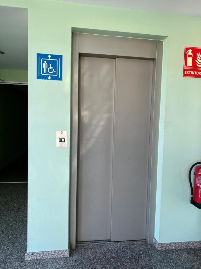 Hotel Chips Ferrol Нарон Екстер'єр фото