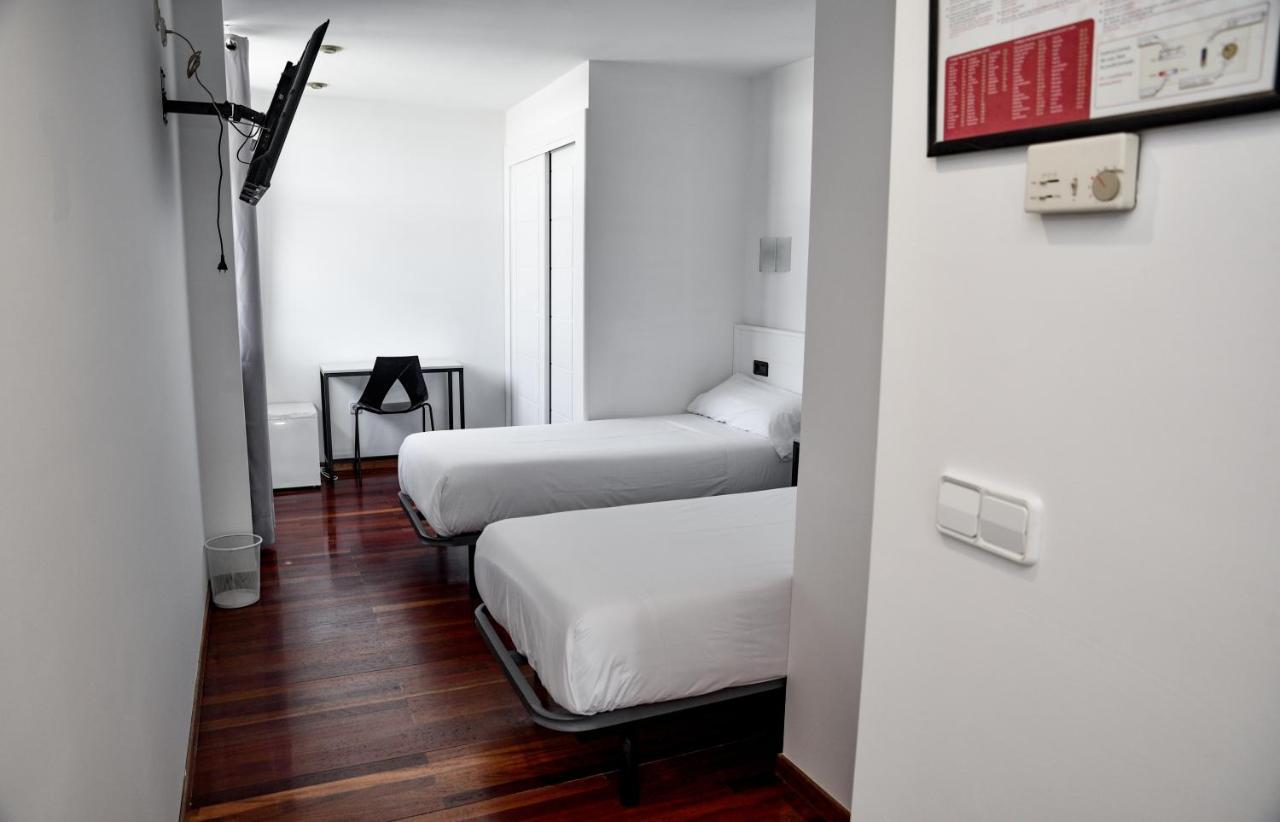 Hotel Chips Ferrol Нарон Екстер'єр фото