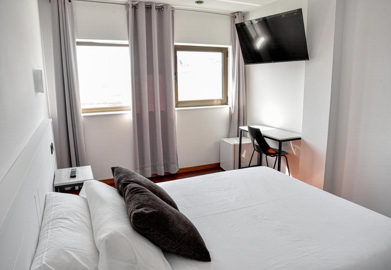 Hotel Chips Ferrol Нарон Екстер'єр фото