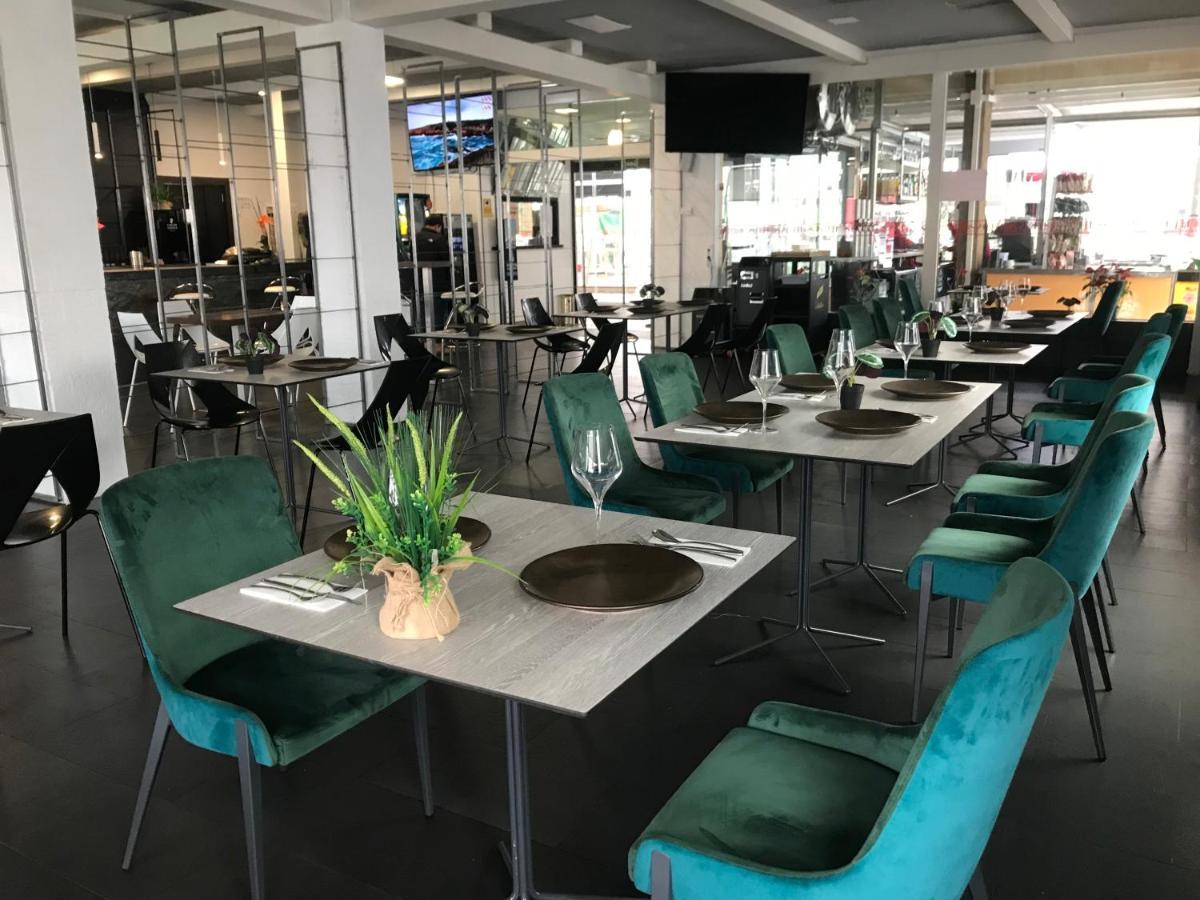 Hotel Chips Ferrol Нарон Екстер'єр фото