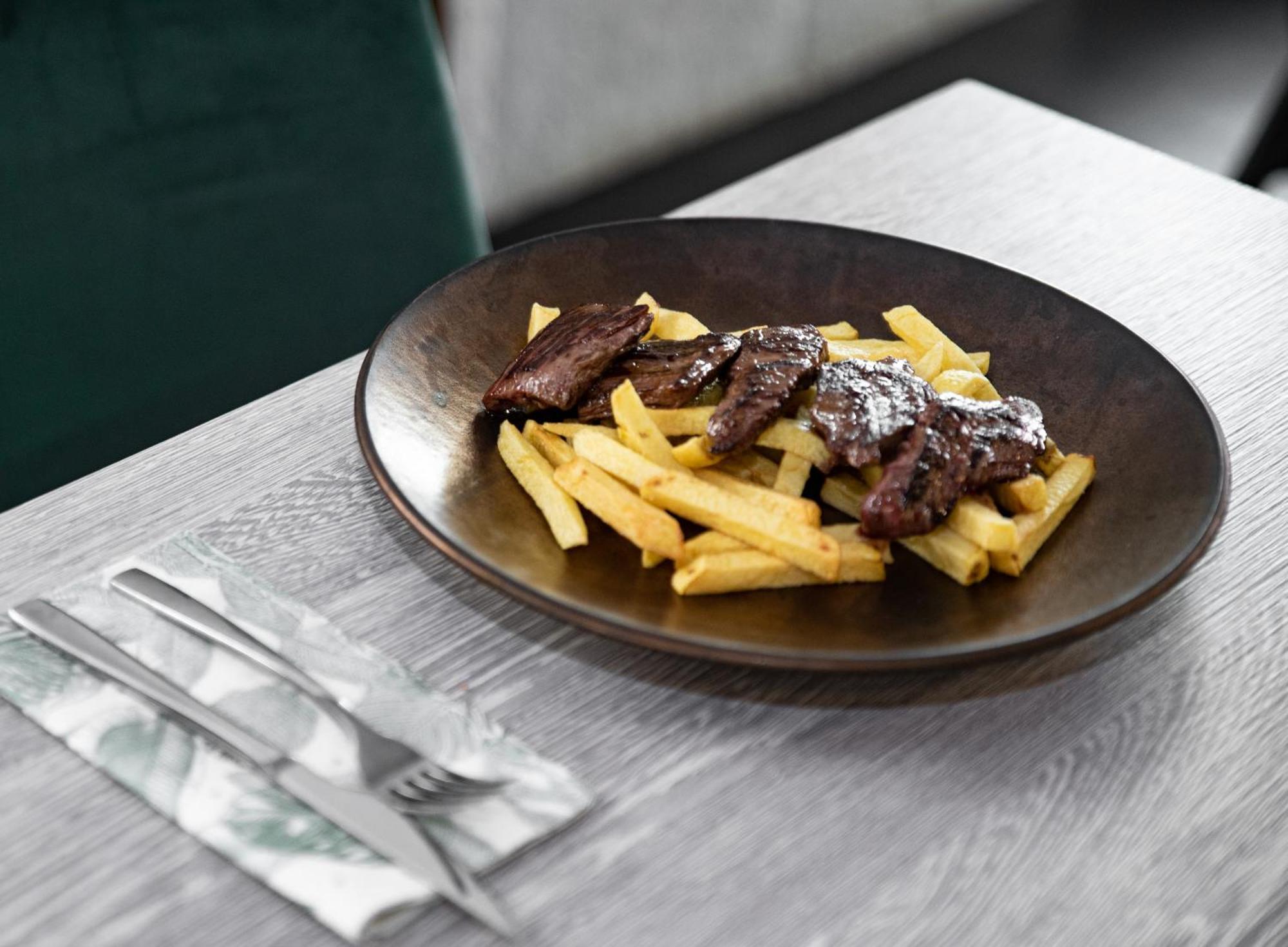 Hotel Chips Ferrol Нарон Екстер'єр фото